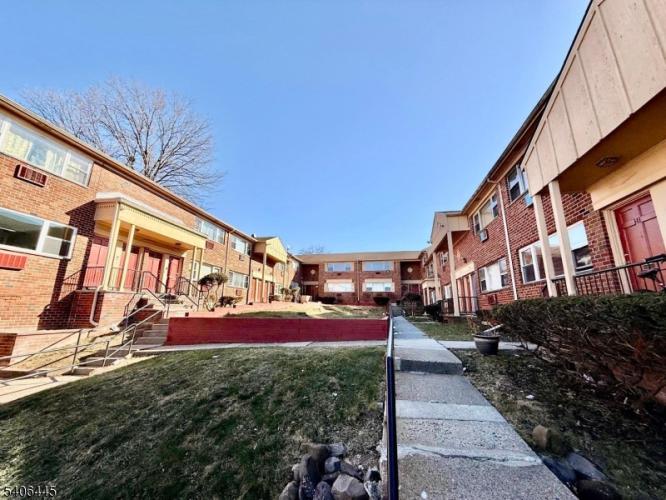 Photo of 916 Stuyvesant Avenue G1