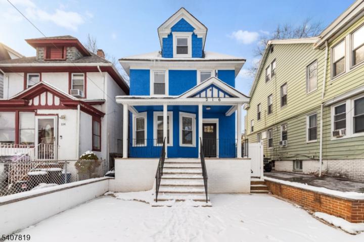 Photo of 216 Renner Avenue