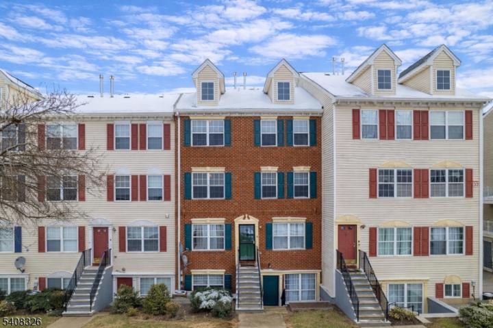 Photo of 264 Matthews Drive