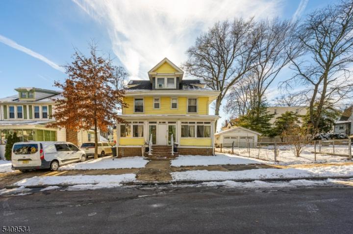 Photo of 33 Grant Avenue