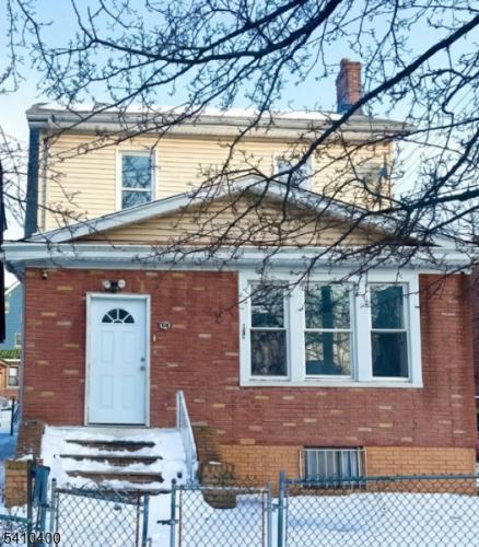 Photo of 174 Munn Avenue