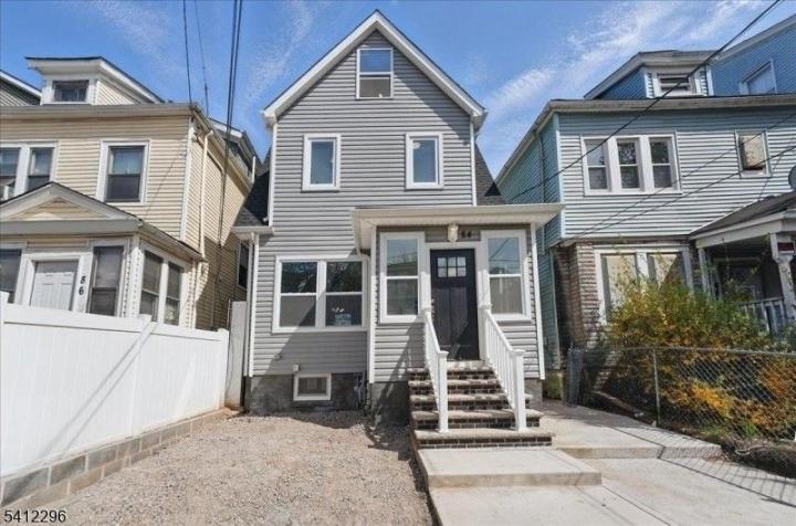 Photo of 84 Chelsea Avenue