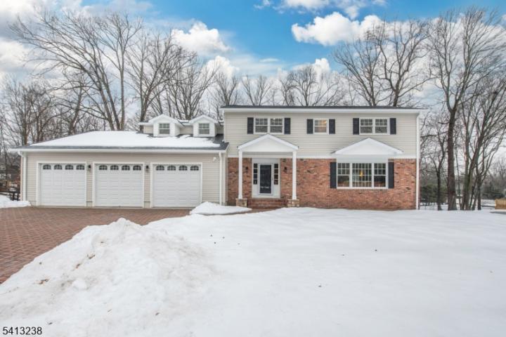 Photo of 5 Pin Oak Road