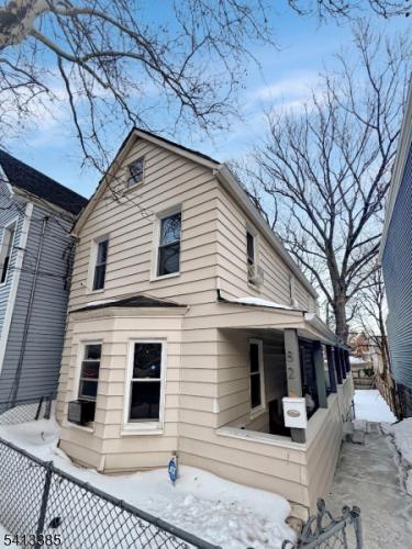 Photo of 82 Palm Street