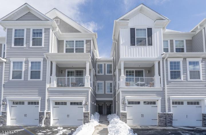 Photo of 87 Sequoia Drive, Cedar Grove NJ