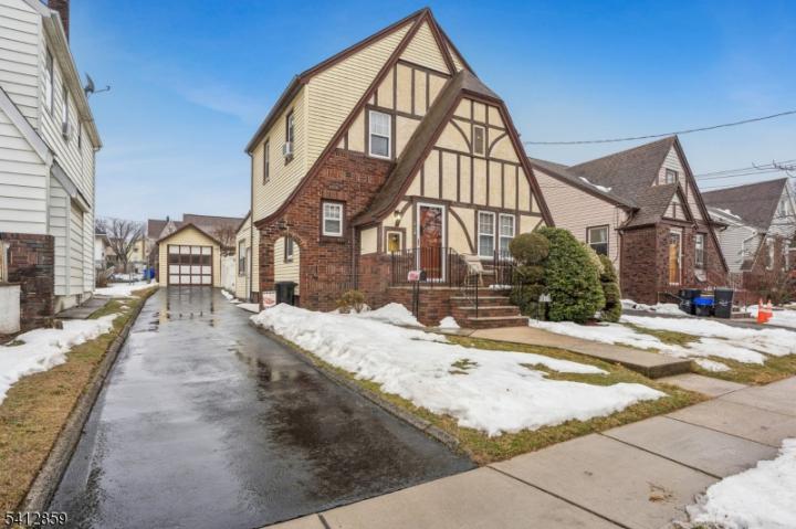 Photo of 32 Fairview Place