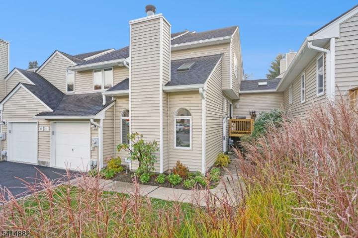 Photo of 11 Fowler Drive, West Orange NJ