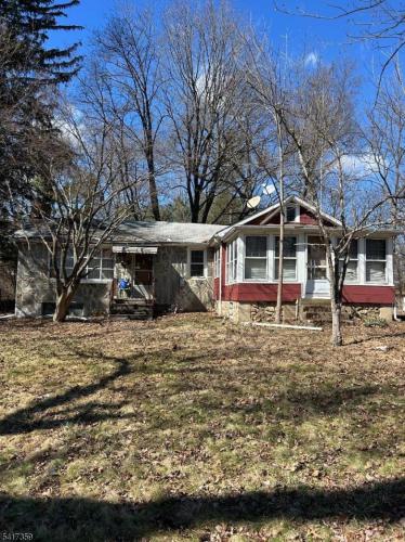 Photo of 56 Burnet Street, Livingston NJ