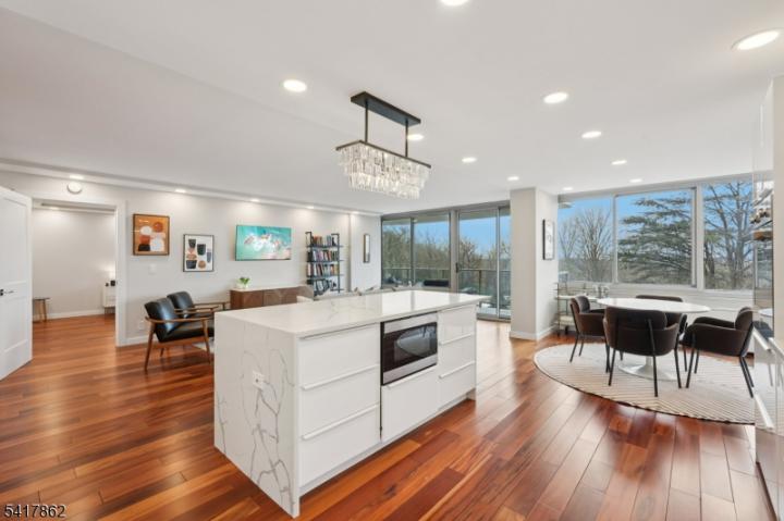 Photo of 1 Claridge Drive 104