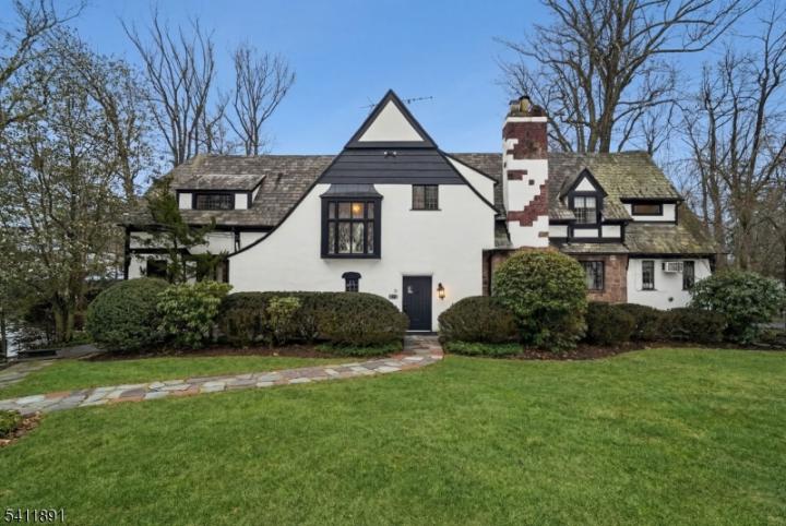 Photo of 20 Barnsdale Road