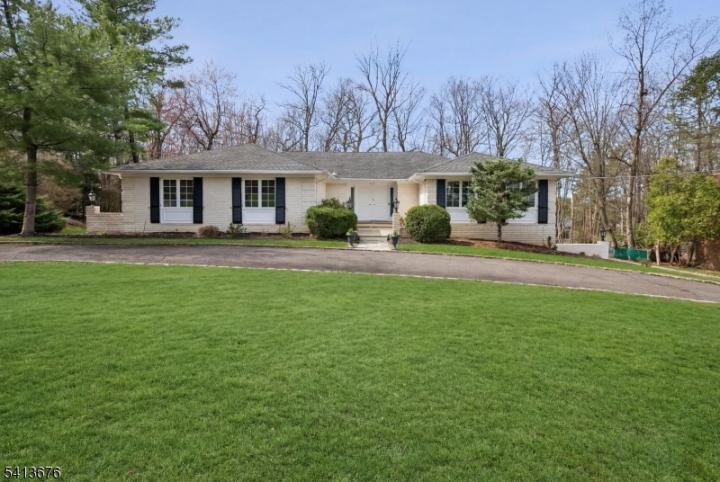 Photo of 131 Lawrence Drive