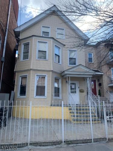 Photo of 238 6th Avenue W, Newark City NJ