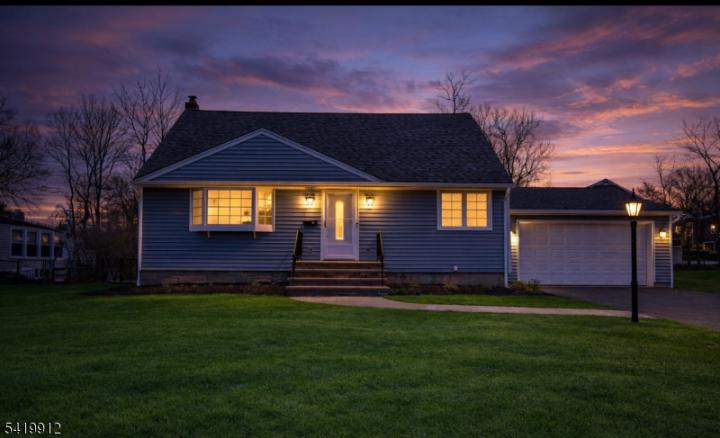 Photo of 86 Deerfield Road, West Caldwell NJ