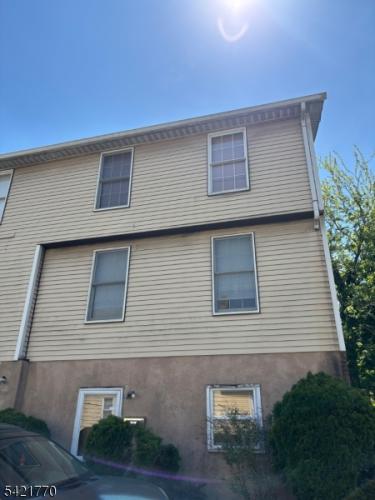 Photo of 25 Wetmore Avenue