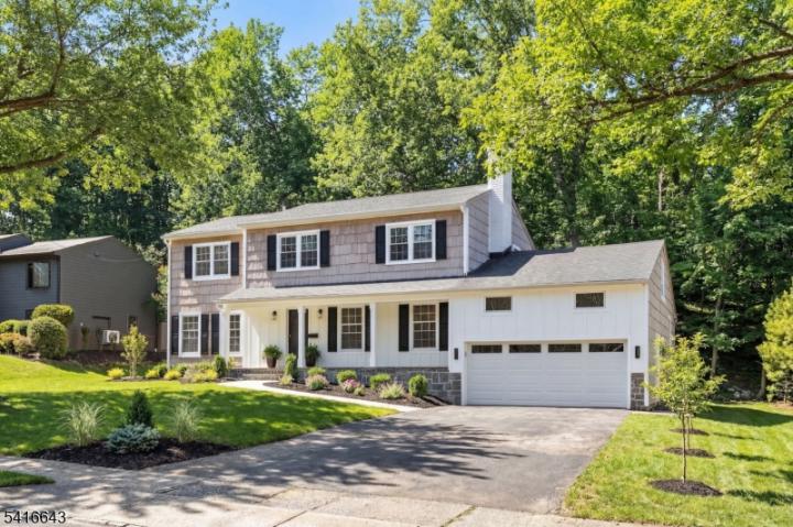 Photo of 10 Robert Court