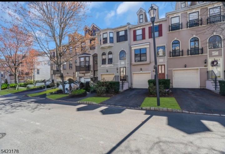 Photo of 451 Hartford Drive, Nutley NJ