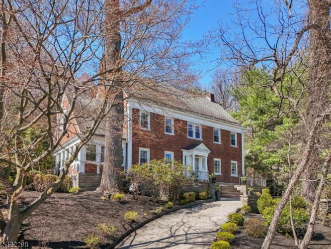 Photo of 174 Highland Avenue