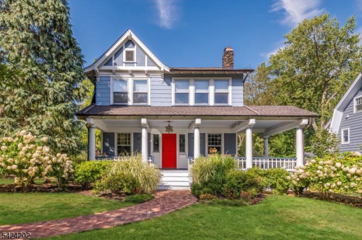 Photo of 105 Durand Road, Maplewood NJ