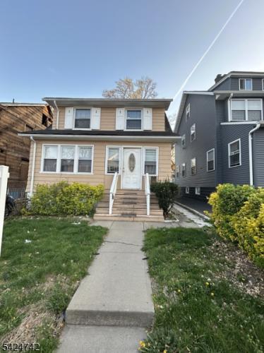 Photo of 39 Wayne Avenue