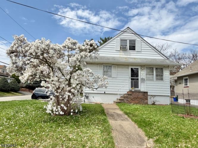 Photo of 2 Sunnyside Place, Verona NJ