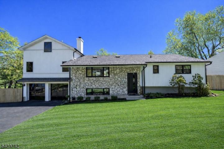 Photo of 8 Rand Drive