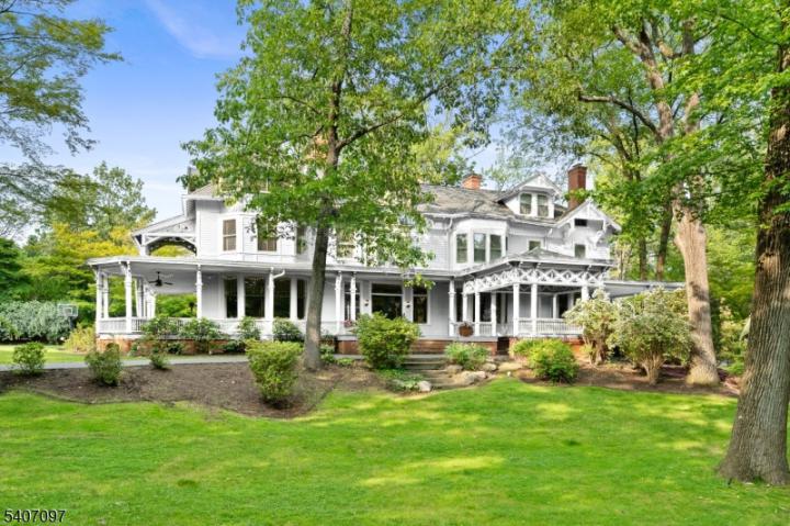 Photo of 40 Highland Avenue