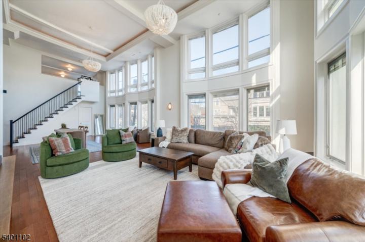 Photo of 119 Walnut Street 1