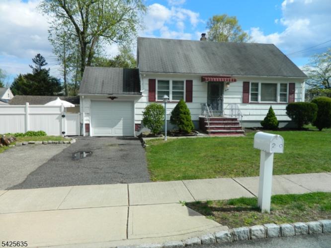 Photo of 20 Saint Charles Avenue