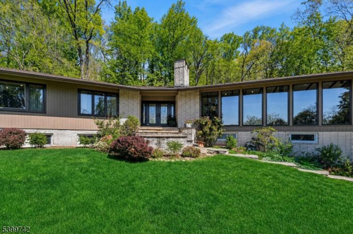 Photo of 38 Farview Road