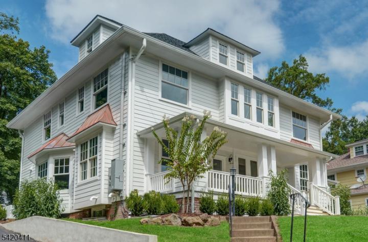 Photo of 89 Maplewood Avenue 1