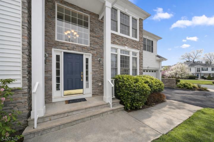 Photo of 48 Bovensiepen Court