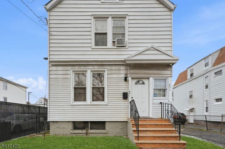 Photo of 971 Grove Street