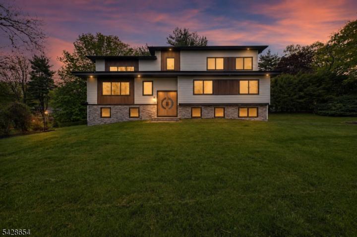 Photo of 148 Great Hills Road