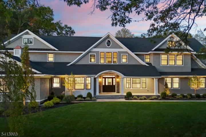Photo of 330 Hartshorn Drive