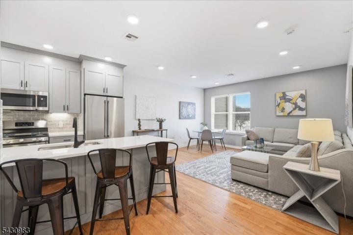 Photo of 660 Bloomfield Avenue 405, Bloomfield NJ