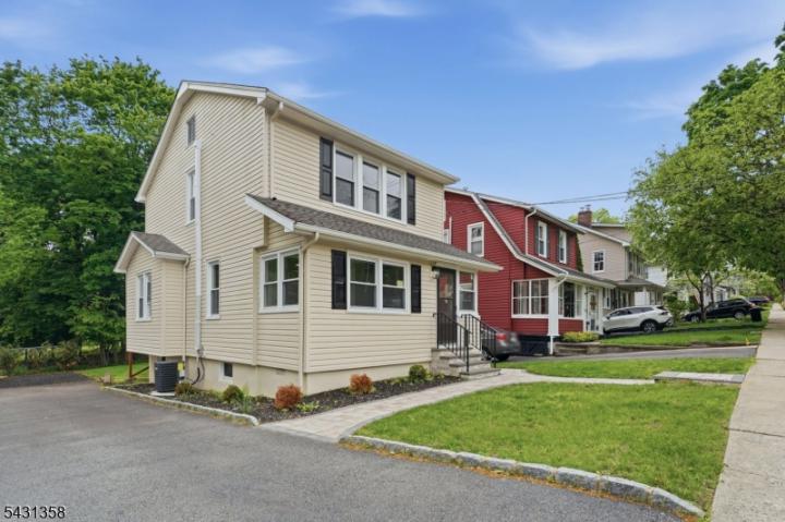 Photo of 58 Yantecaw Avenue