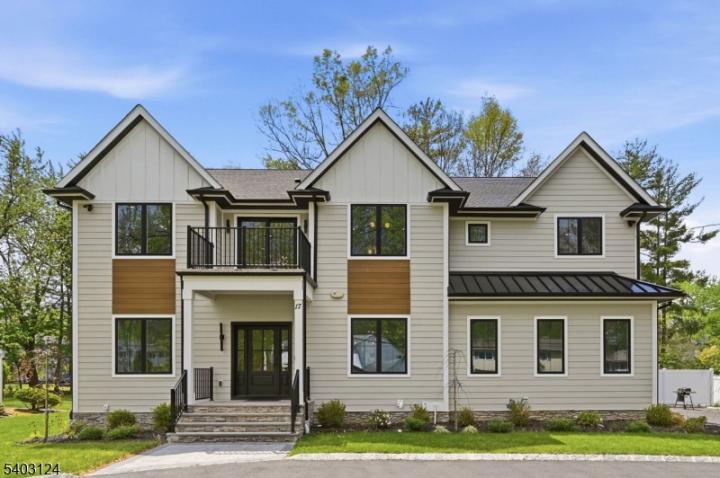 Photo of 17 Arlington Drive