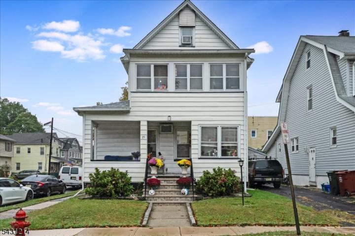 Photo of 25 Woodland Avenue