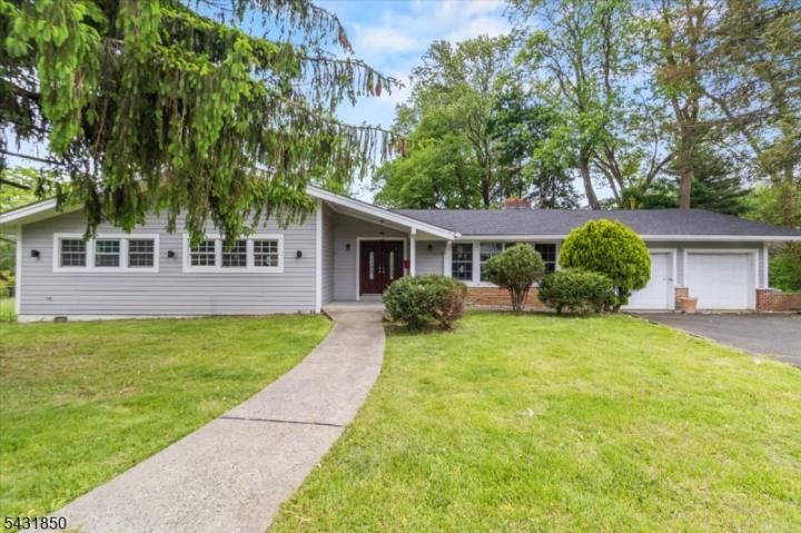 Photo of 496 Seven Oaks Court