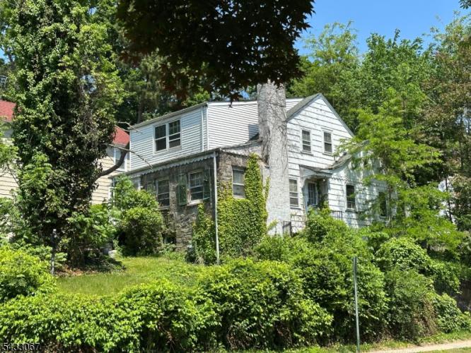 Photo of 203 Conway Court, South Orange Village NJ