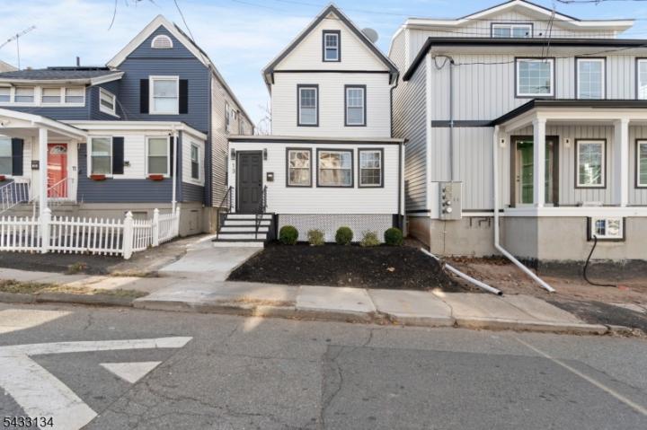 Photo of 13 Orange Place