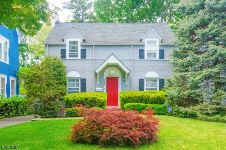 Photo of 435 Meeker Street