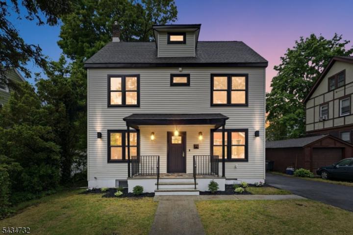 Photo of 166 Lincoln Street