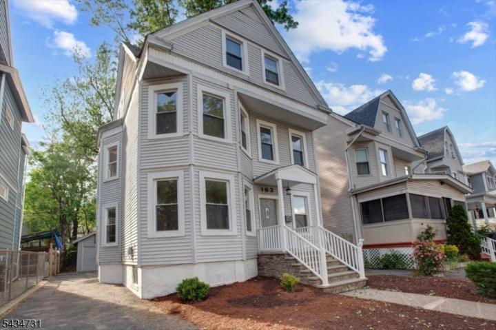Photo of 163 Greenwood Avenue