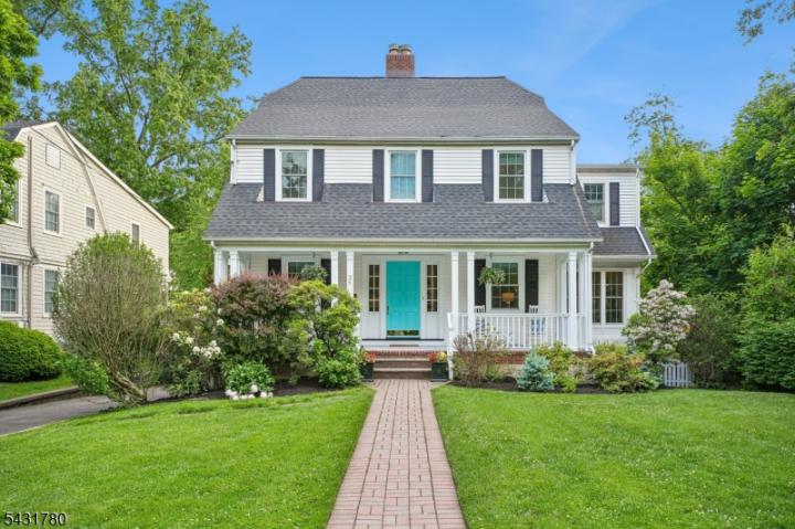 Photo of 26 Mountain Avenue