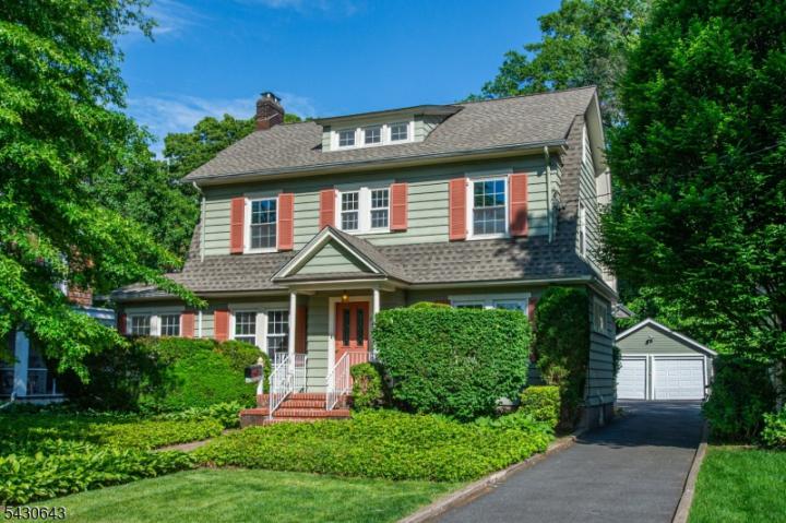 Photo of 39 Essex Avenue, Montclair NJ