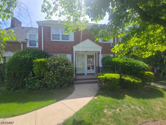 Photo of 152a Boyden Avenue 152b