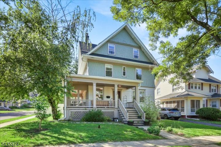Photo of 33 Morse Avenue