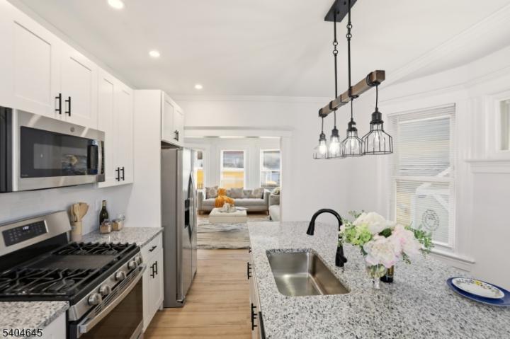 Photo of 207 Brighton Avenue
