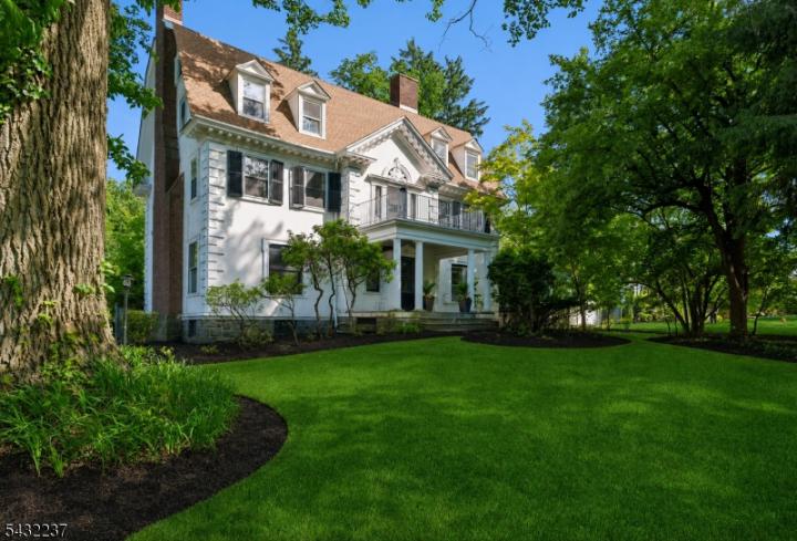 Photo of 500 Berkeley Avenue
